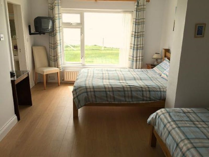 O Neills Bed And Breakfast 딩글 외부 사진